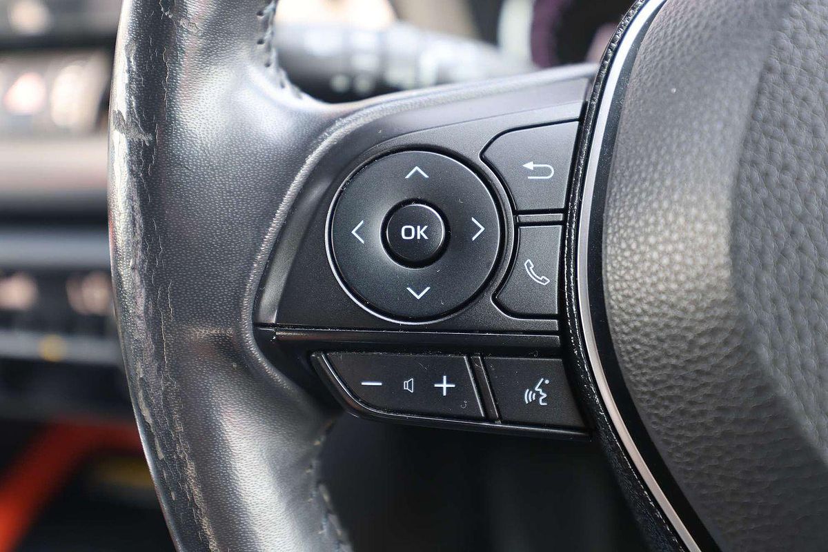 2019 Toyota RAV4 Edge AXAA54R