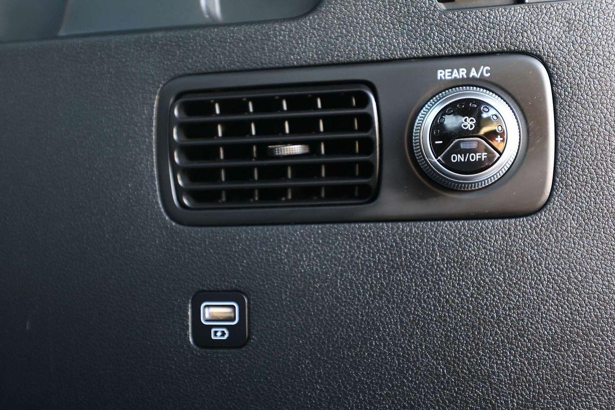 2022 Hyundai Santa Fe Highlander TM.V4