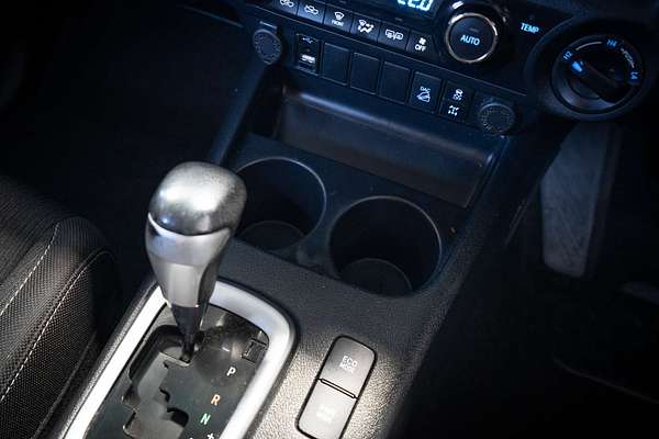 2020 Toyota Hilux SR5 GUN126R 4X4