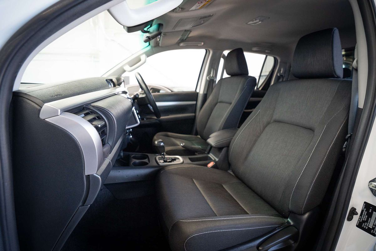 2020 Toyota Hilux SR5 GUN126R 4X4