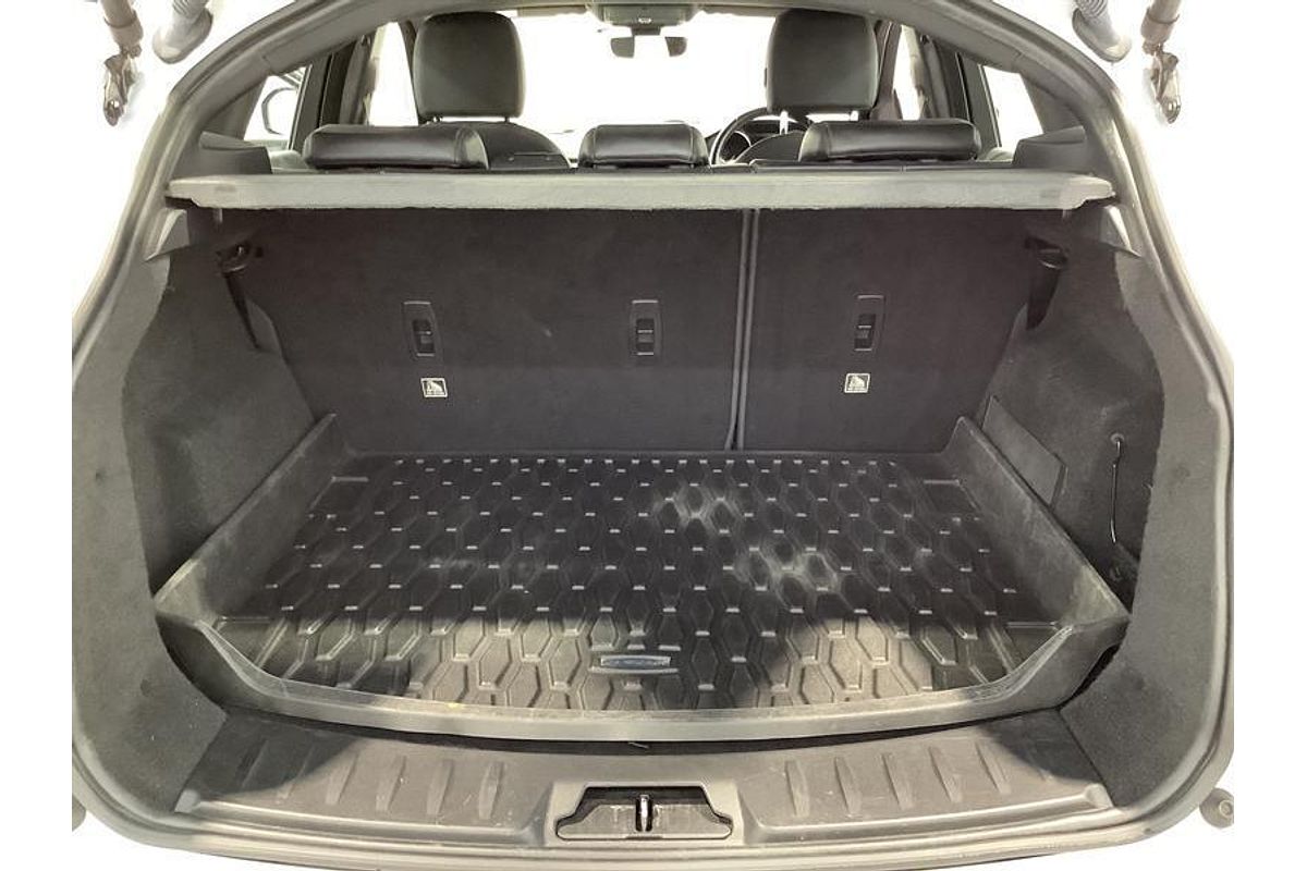 2018 Jaguar E-PACE P250 SE X540