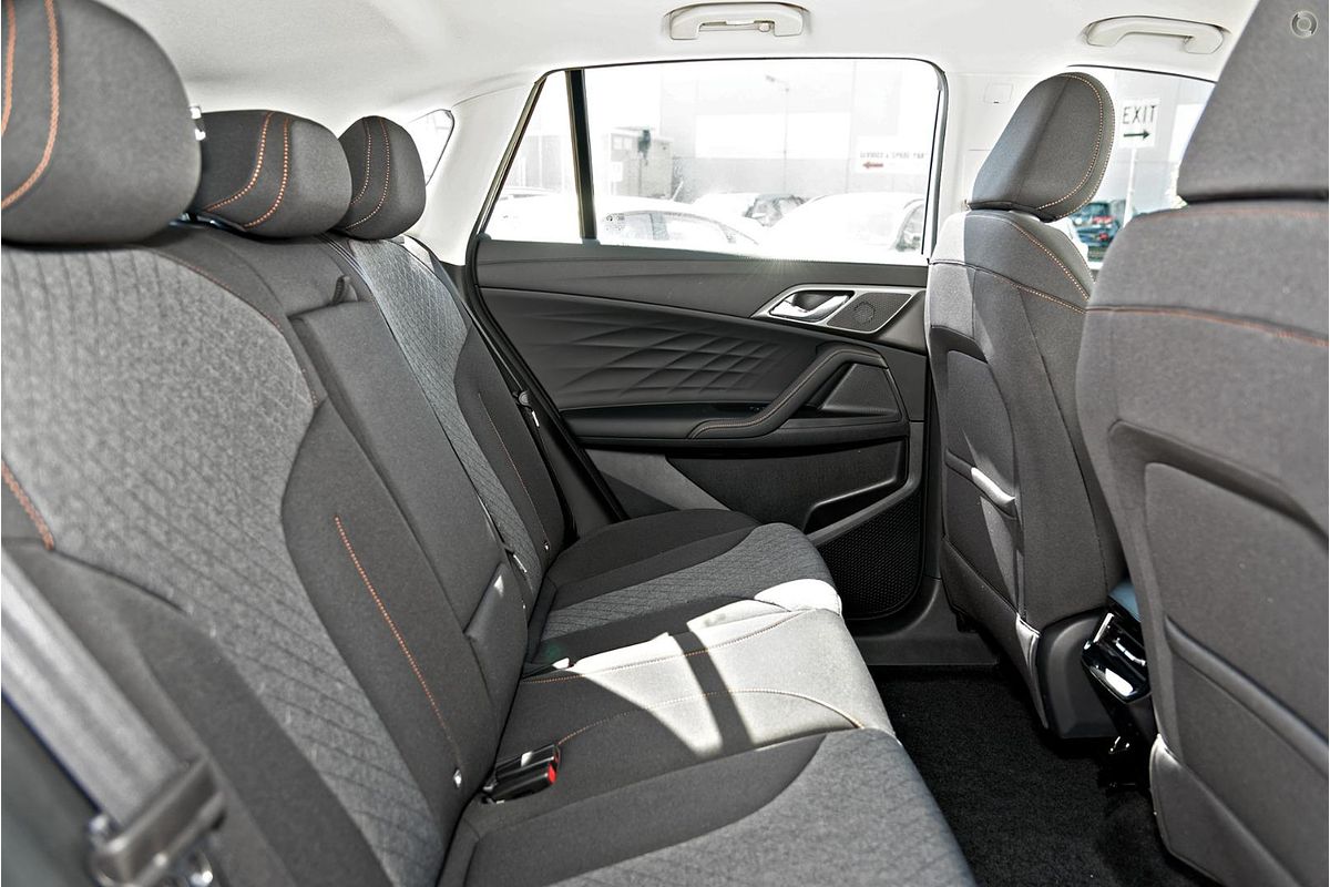 2025 MG HS Vibe AS33