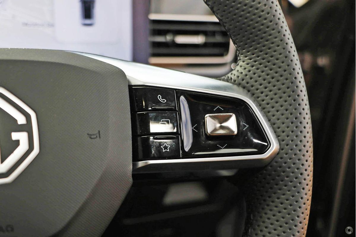 2024 MG HS Excite AS33