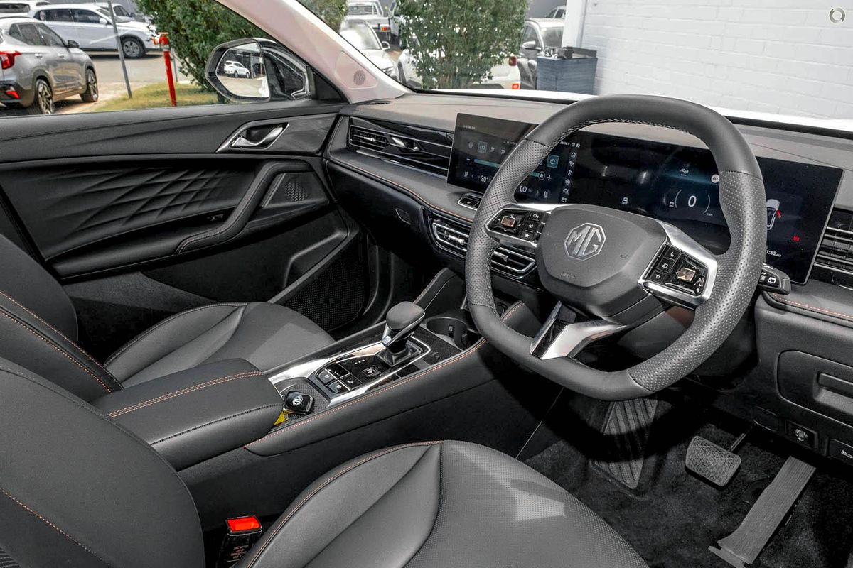 2025 MG HS Hybrid+ Essence AS33H