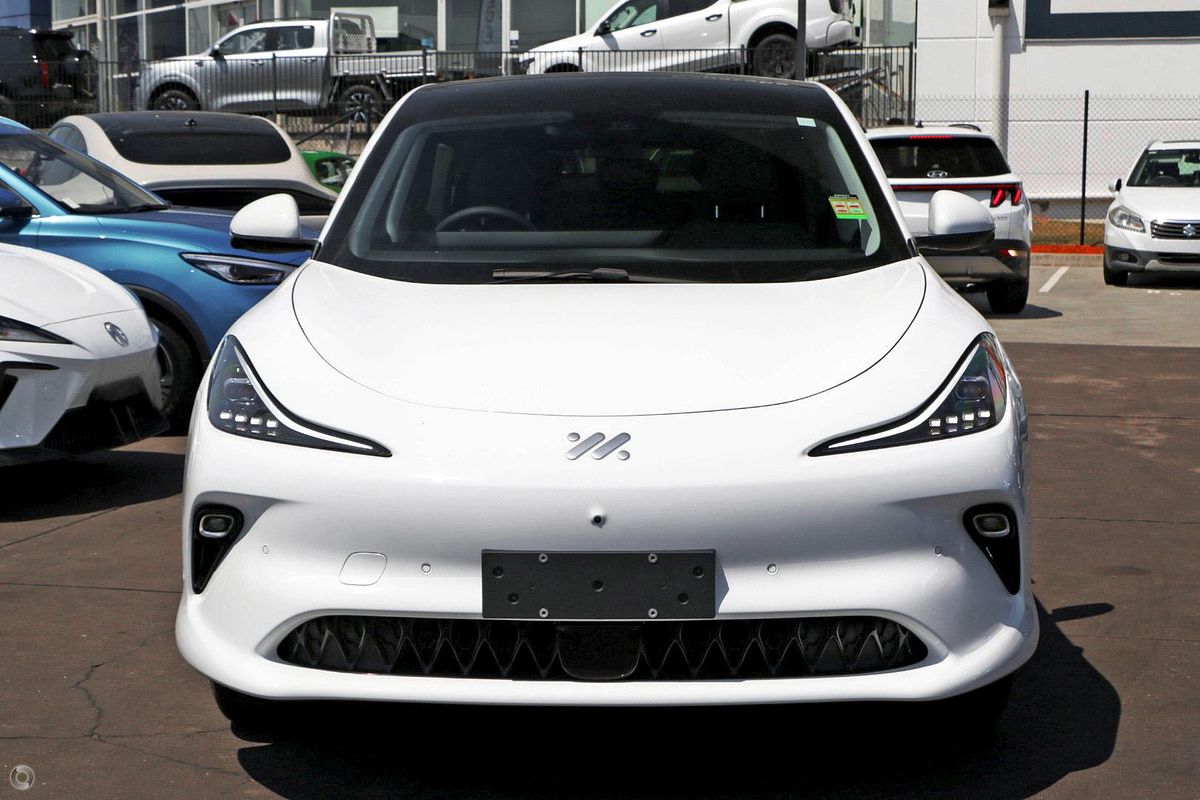 2025 MG IM6 Premium S12L