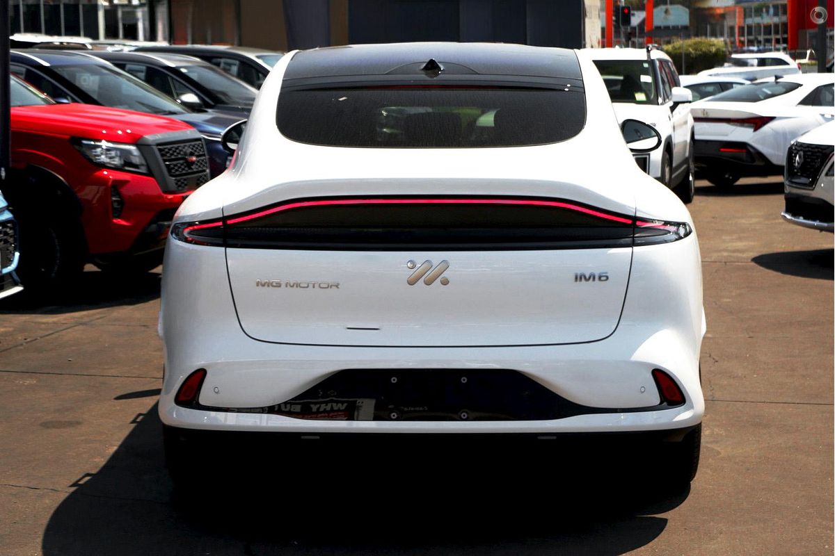 2025 MG IM6 Premium S12L