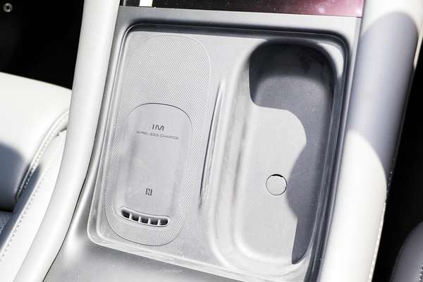 2025 MG IM6 Premium S12L