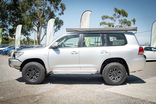 2011 Toyota Landcruiser GXL VDJ200R