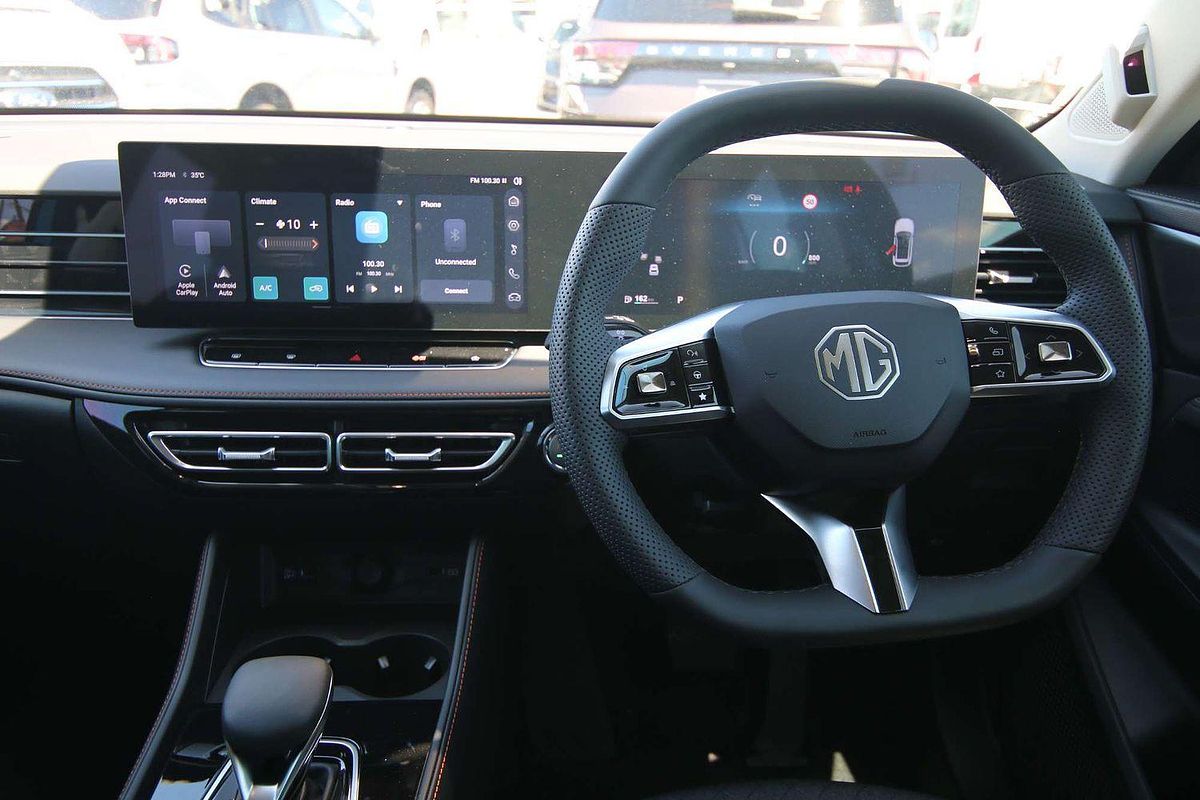 2025 MG HS Vibe AS33