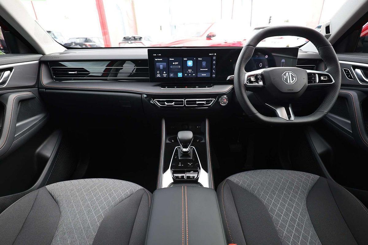 2024 MG HS Vibe AS33