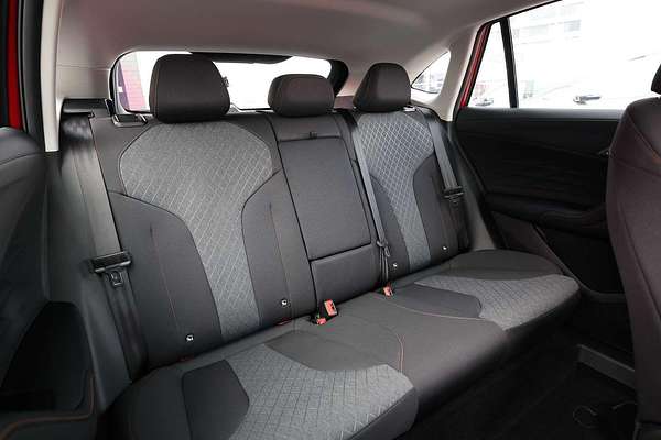 2024 MG HS Vibe AS33