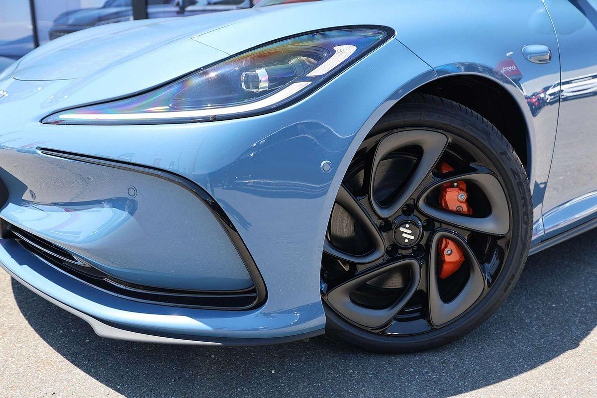 2025 MG IM5 Performance P12L