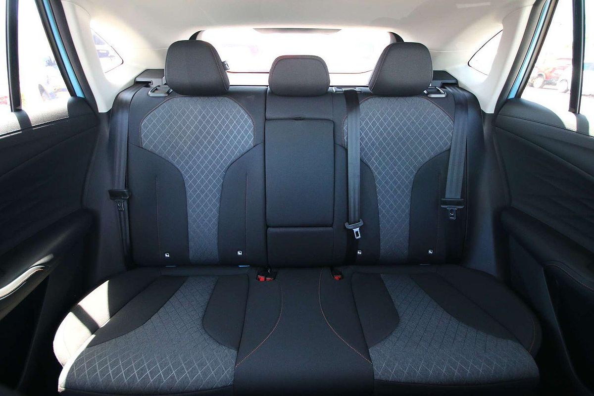 2025 MG HS Vibe AS33