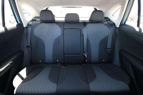 2025 MG HS Vibe AS33