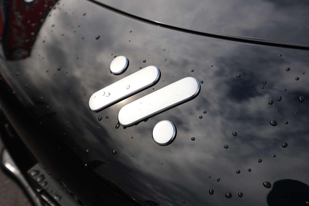 2025 MG IM6 Performance S12L