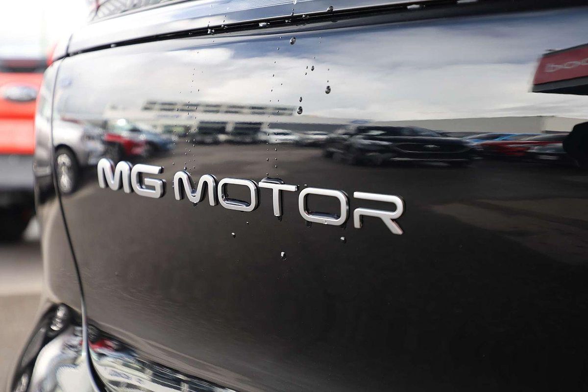 2025 MG IM6 Performance S12L