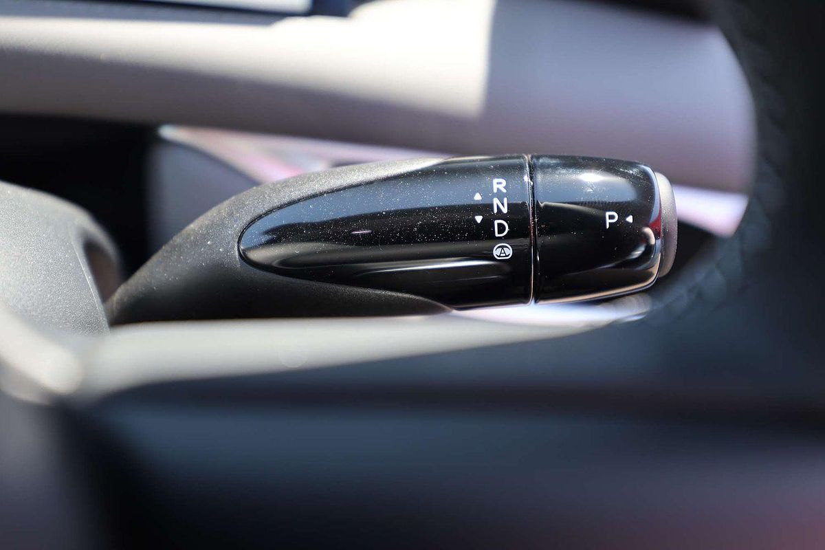 2025 MG IM5 Performance P12L