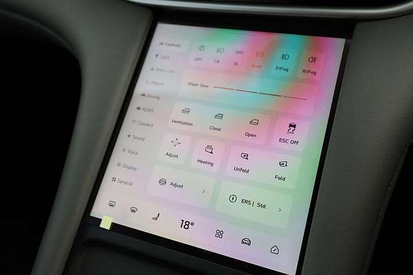 2025 MG IM6 Performance S12L