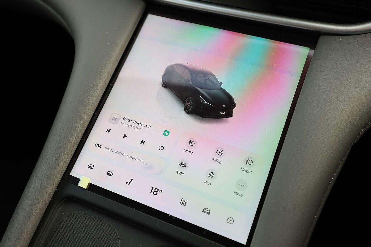 2025 MG IM6 Performance S12L