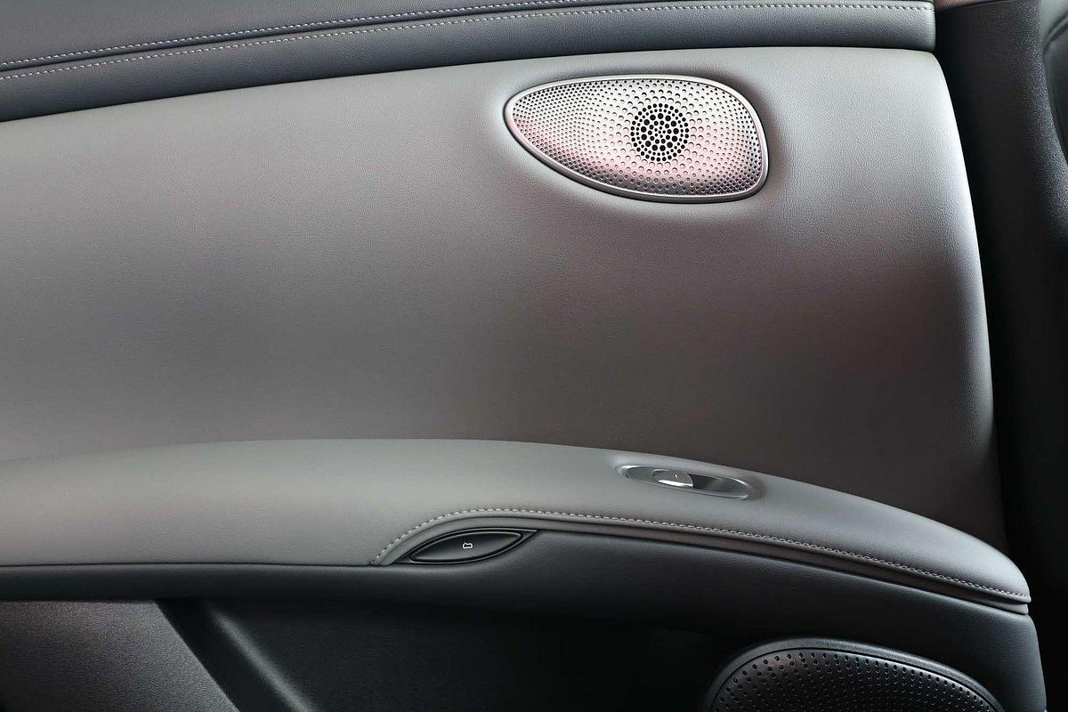 2025 MG IM6 Performance S12L