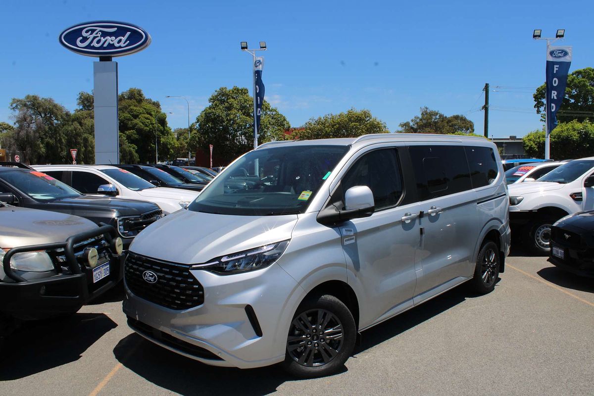 2025 Ford Tourneo Titanium X AV SWB