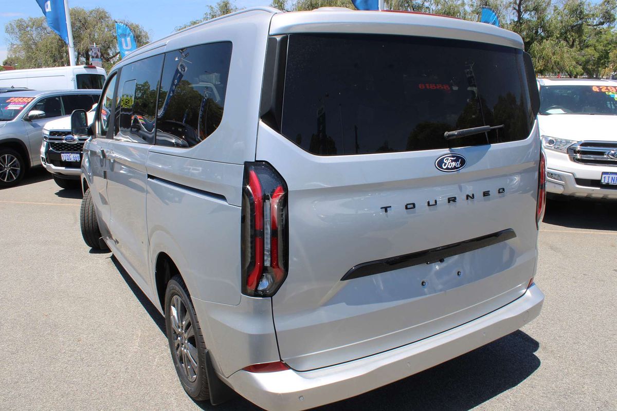 2025 Ford Tourneo Titanium X AV SWB
