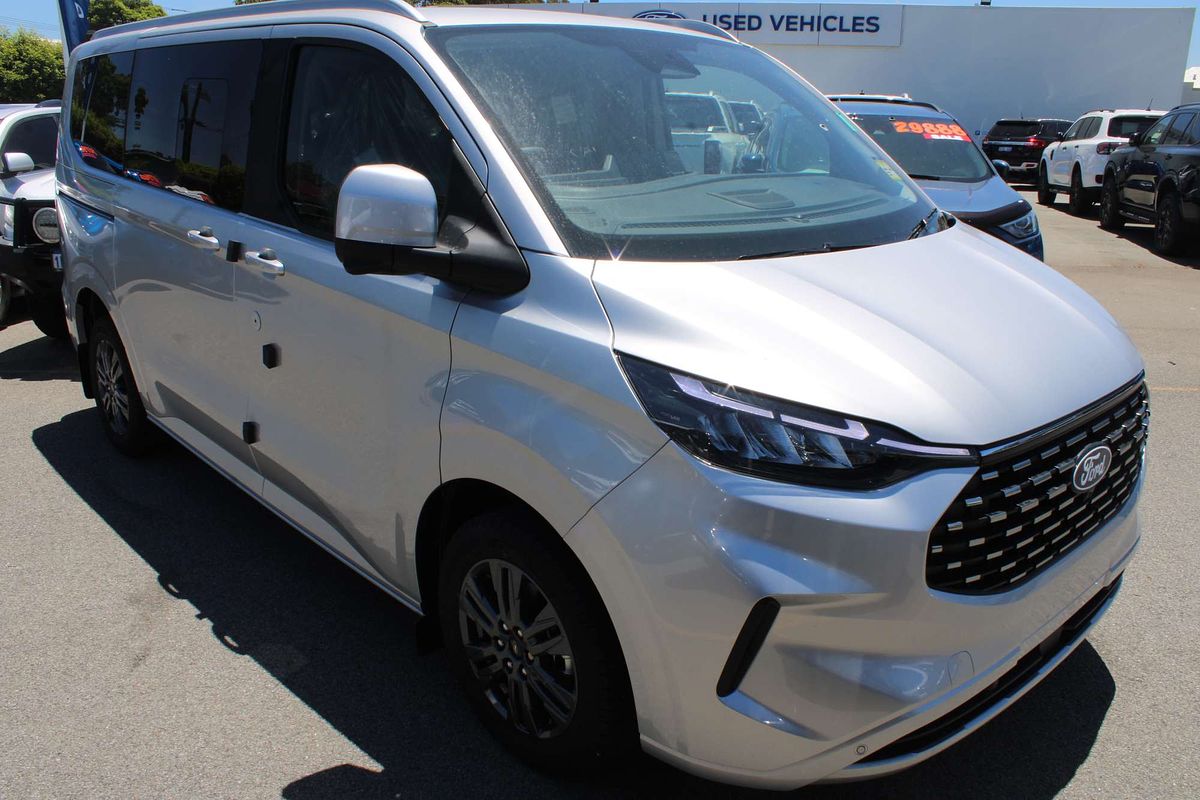2025 Ford Tourneo Titanium X AV SWB