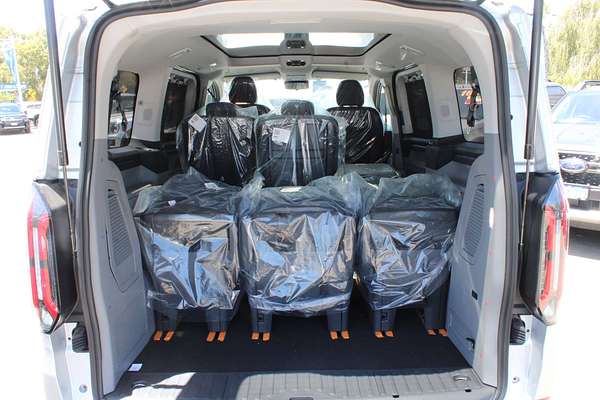 2025 Ford Tourneo Titanium X AV SWB