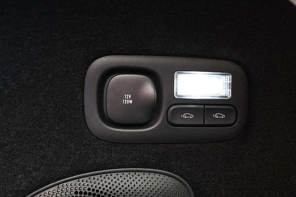 2025 MG IM6 Performance S12L