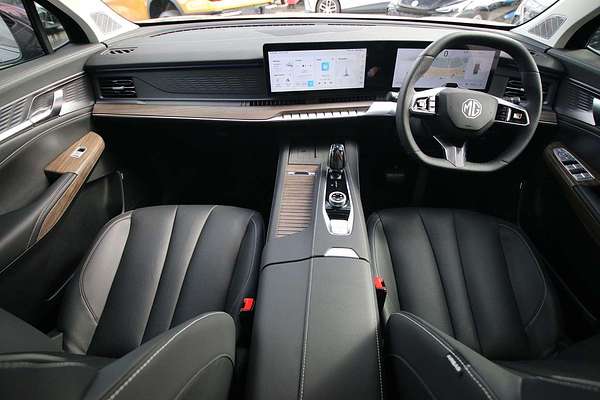 2025 MG QS Essence IS31