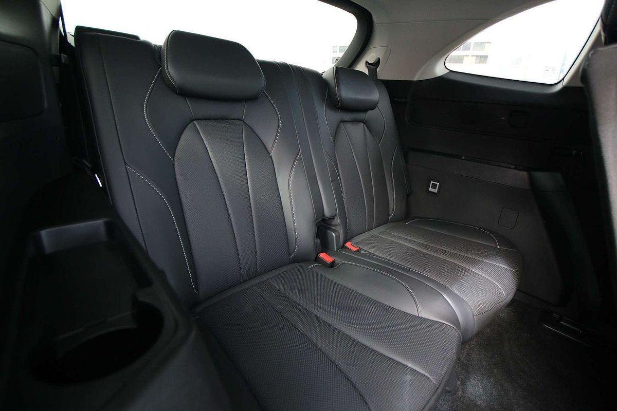 2025 MG QS Essence IS31