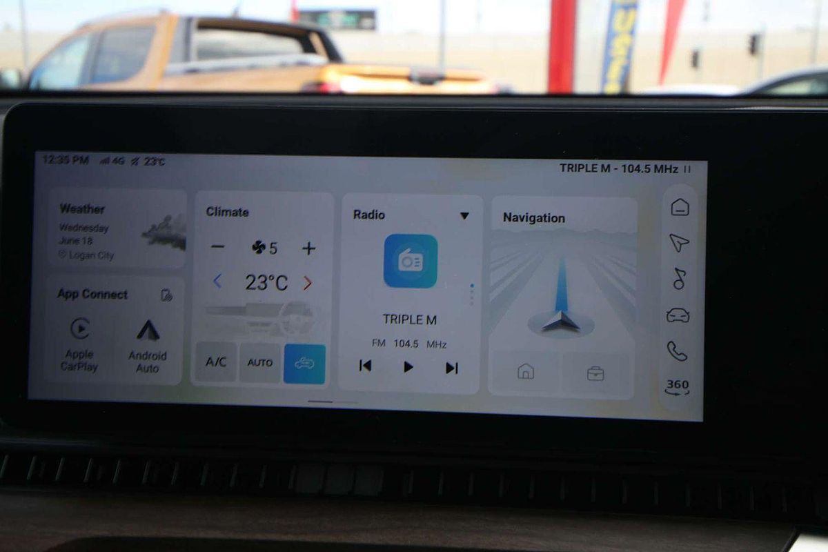 2025 MG QS Essence IS31