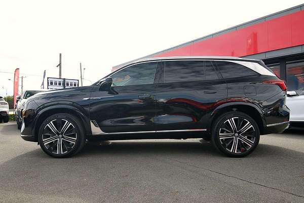 2025 MG QS Essence IS31