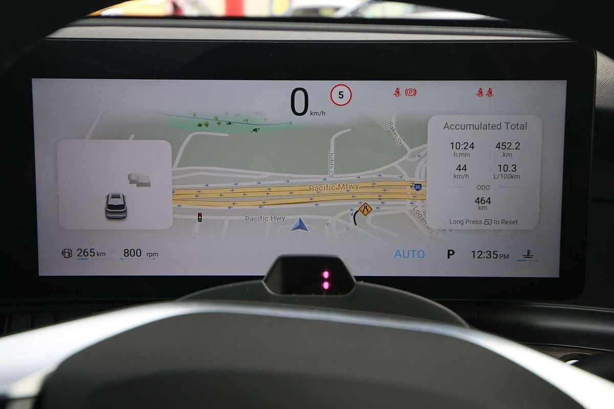 2025 MG QS Essence IS31