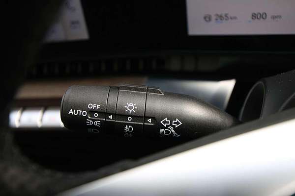 2025 MG QS Essence IS31