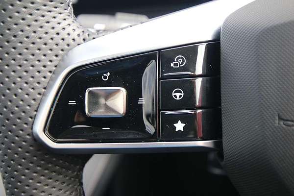 2025 MG QS Essence IS31