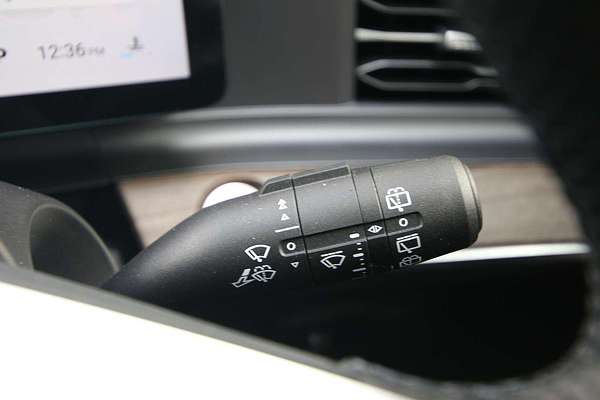 2025 MG QS Essence IS31