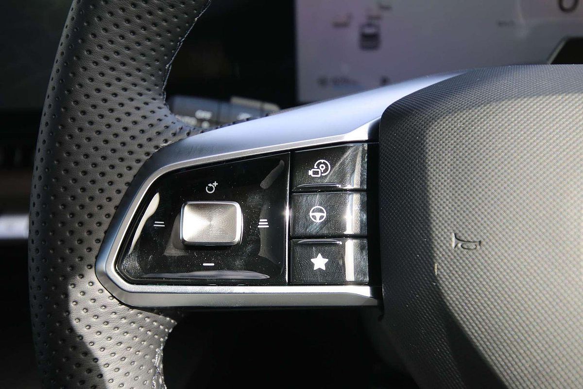 2025 MG QS Excite IS31