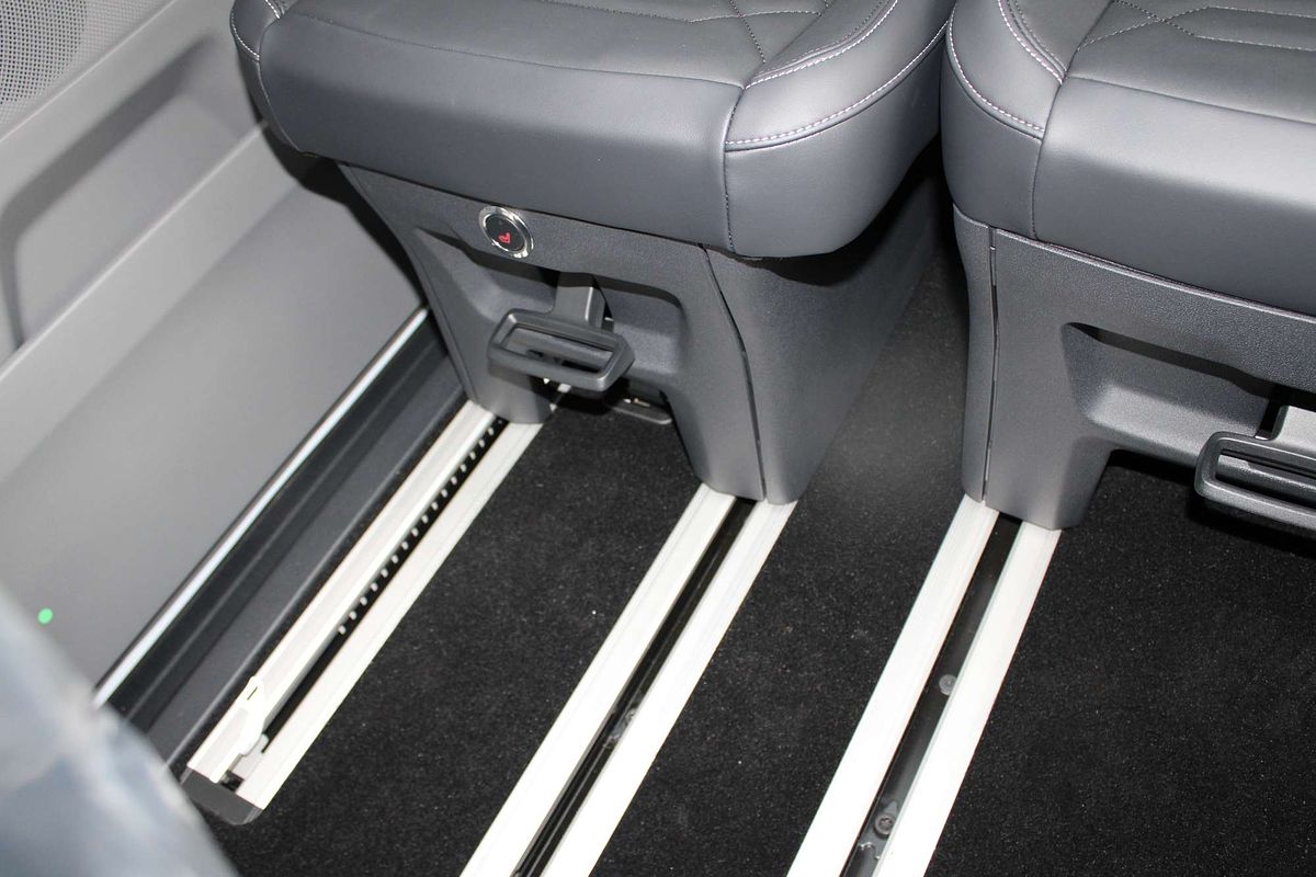 2025 Ford Tourneo Titanium X AV SWB