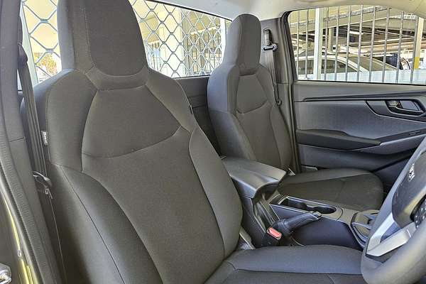 2025 Isuzu D-MAX SX High Ride Rear Wheel Drive