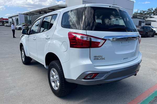 2021 Isuzu MU-X LS-M