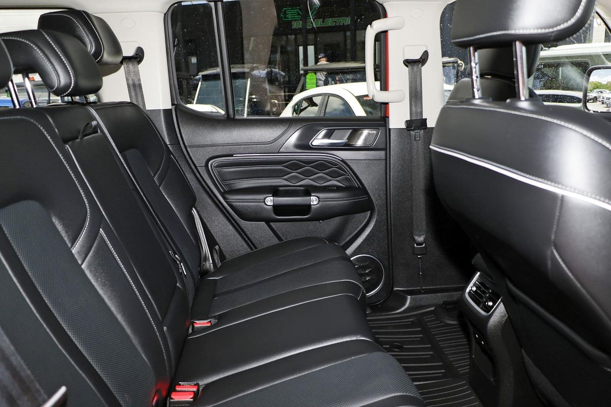 2023 GWM Tank 300 Ultra Hybrid P01