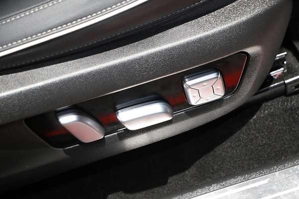 2023 GWM Tank 300 Ultra Hybrid P01