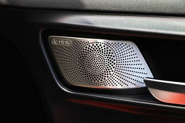 2023 GWM Tank 300 Ultra Hybrid P01