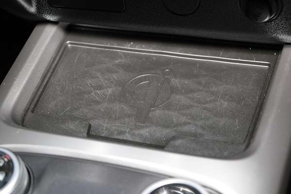 2023 GWM Tank 300 Ultra Hybrid P01