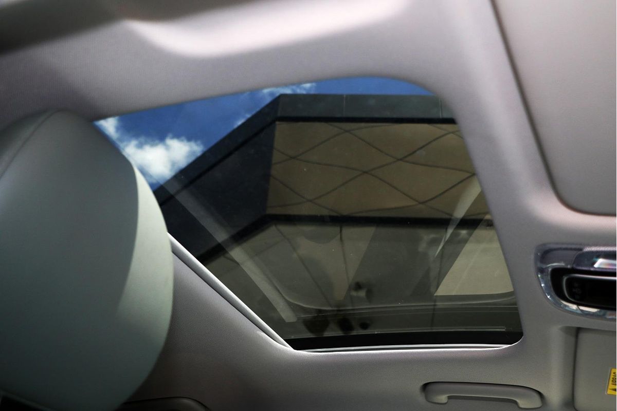 2025 Hyundai Kona Premium SX2.V3