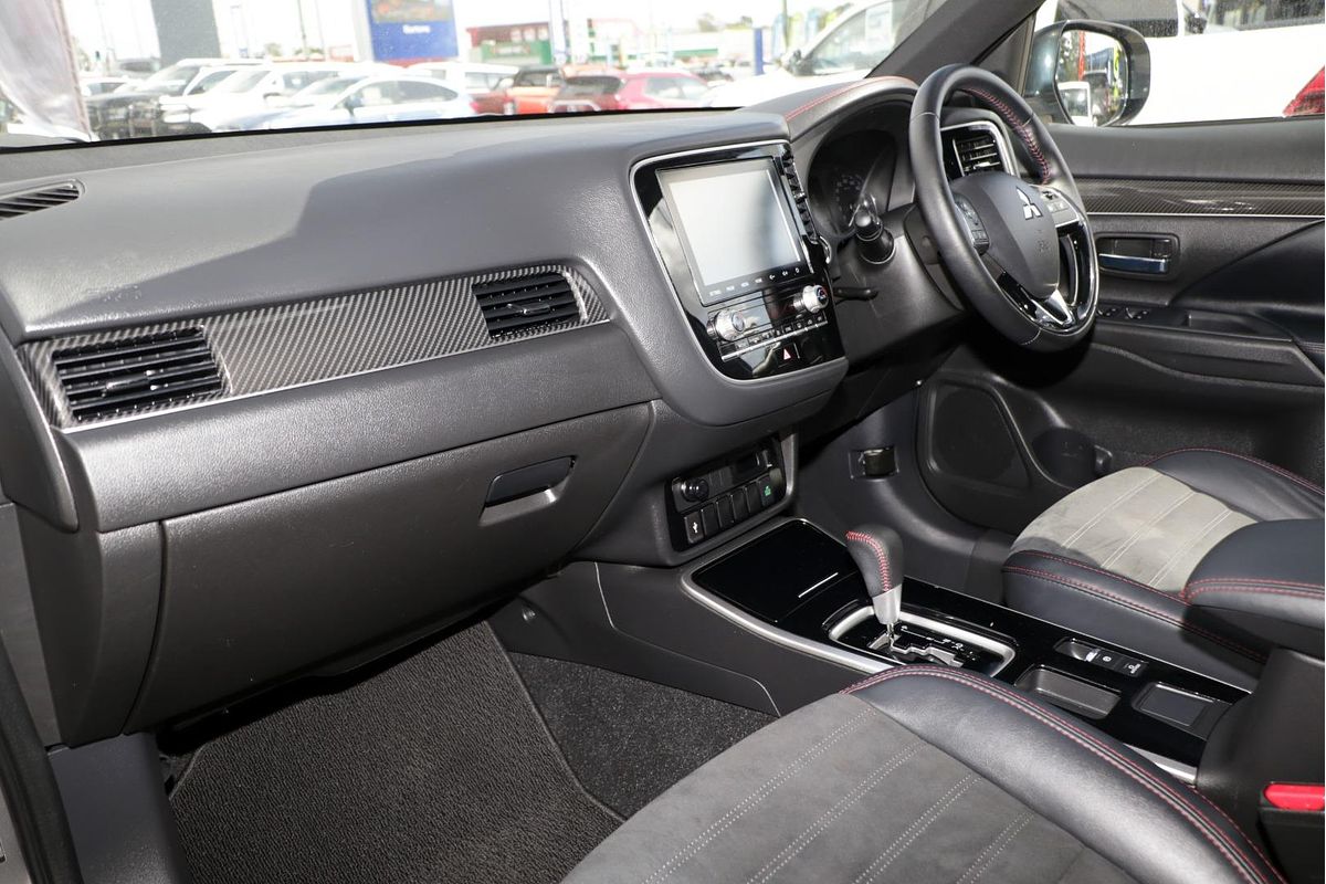 2020 Mitsubishi Outlander Black Edition ZL