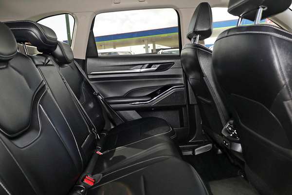 2025 GWM Haval H6 Lux B01