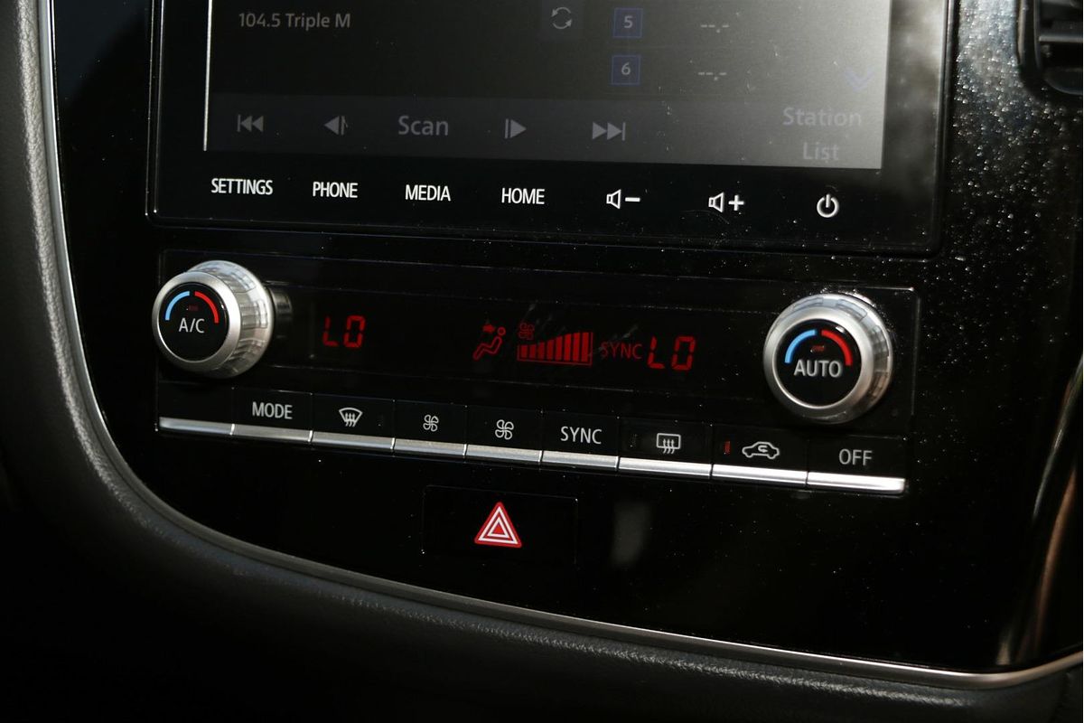 2020 Mitsubishi Outlander Black Edition ZL