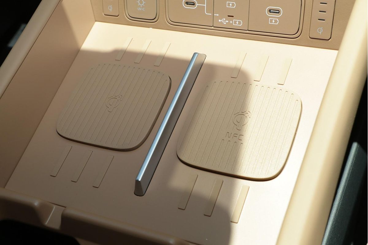 2025 Hyundai Santa Fe Hybrid Calligraphy MX5.V2